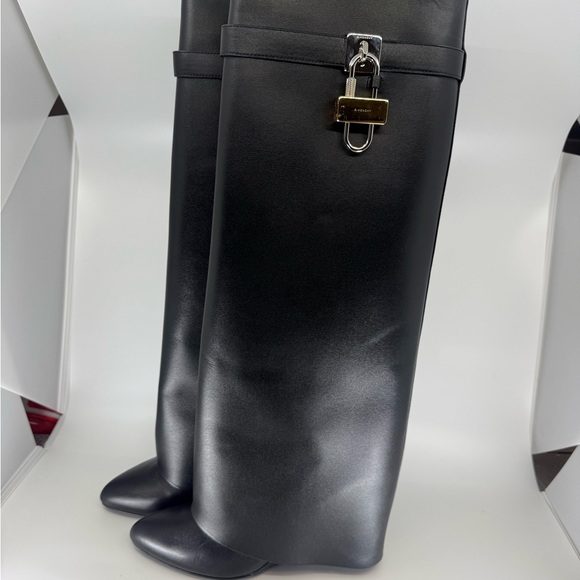 Givenchy Shark Boots Black - Picture 3 of 7